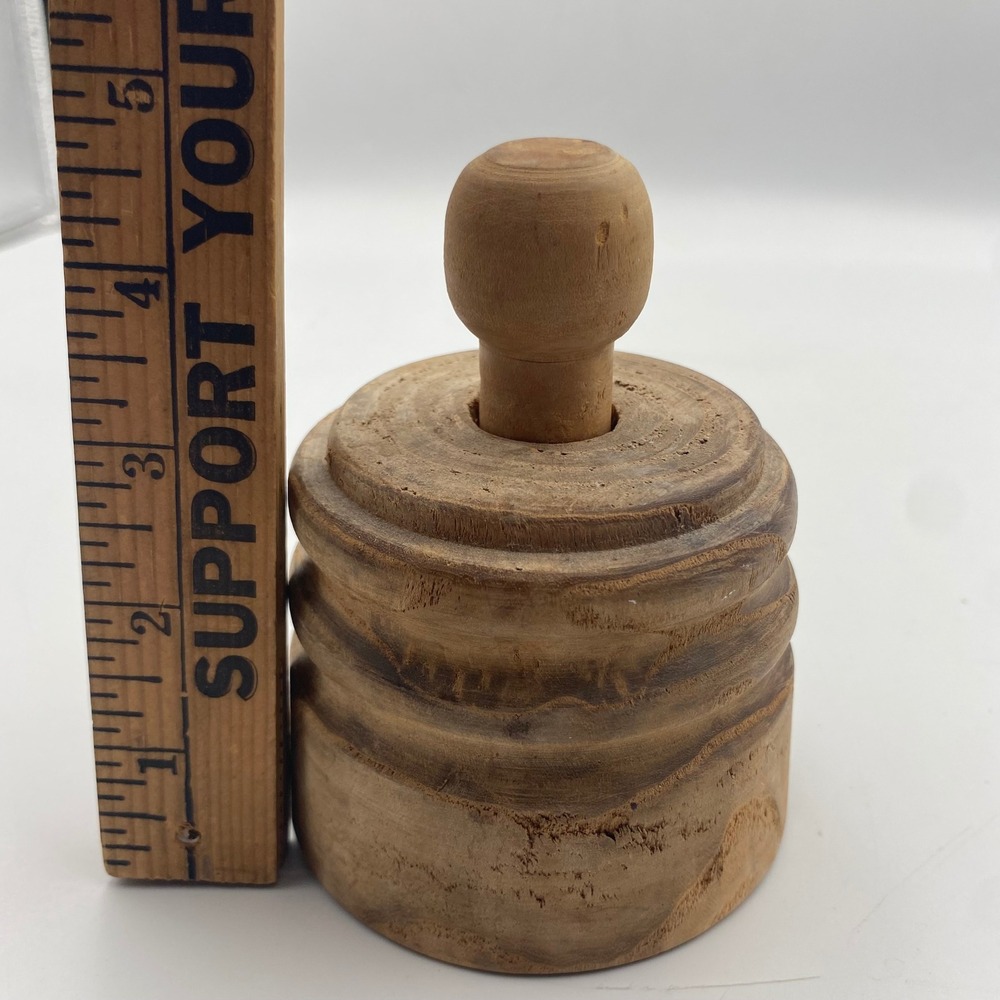 Antique Primitive Wooden Butter Mold Hand Carved Flower Design Plunger 4.5 Inch - Picture 6 of 7